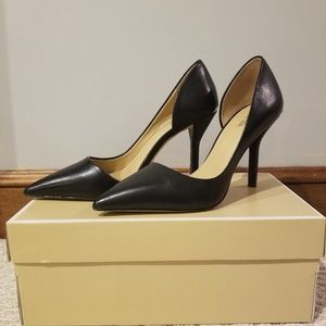 MICHAEL Michael Kors Julieta Pump Size 7